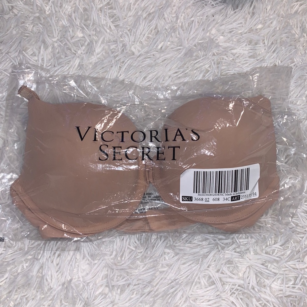 Victoria’s Secret Nude Push-Up Bra NWT